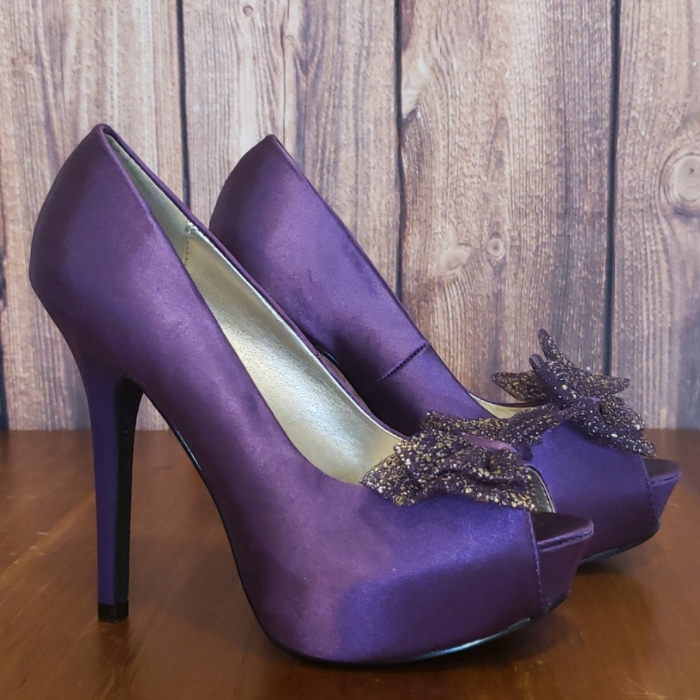 Qupid Satin Heels - Size 6 - Purple